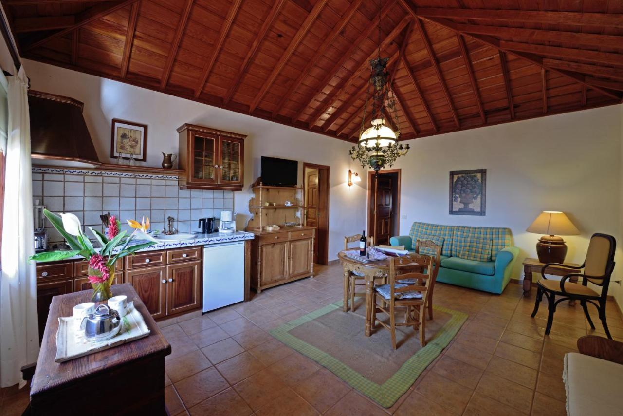 Villa Mary 塔扎克蒂 外观 照片